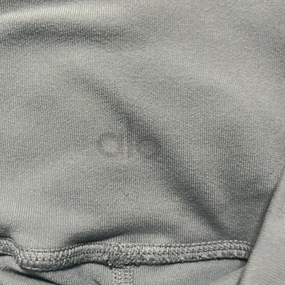 Alo High-Waist Moto Legging - Picture 5 of 9